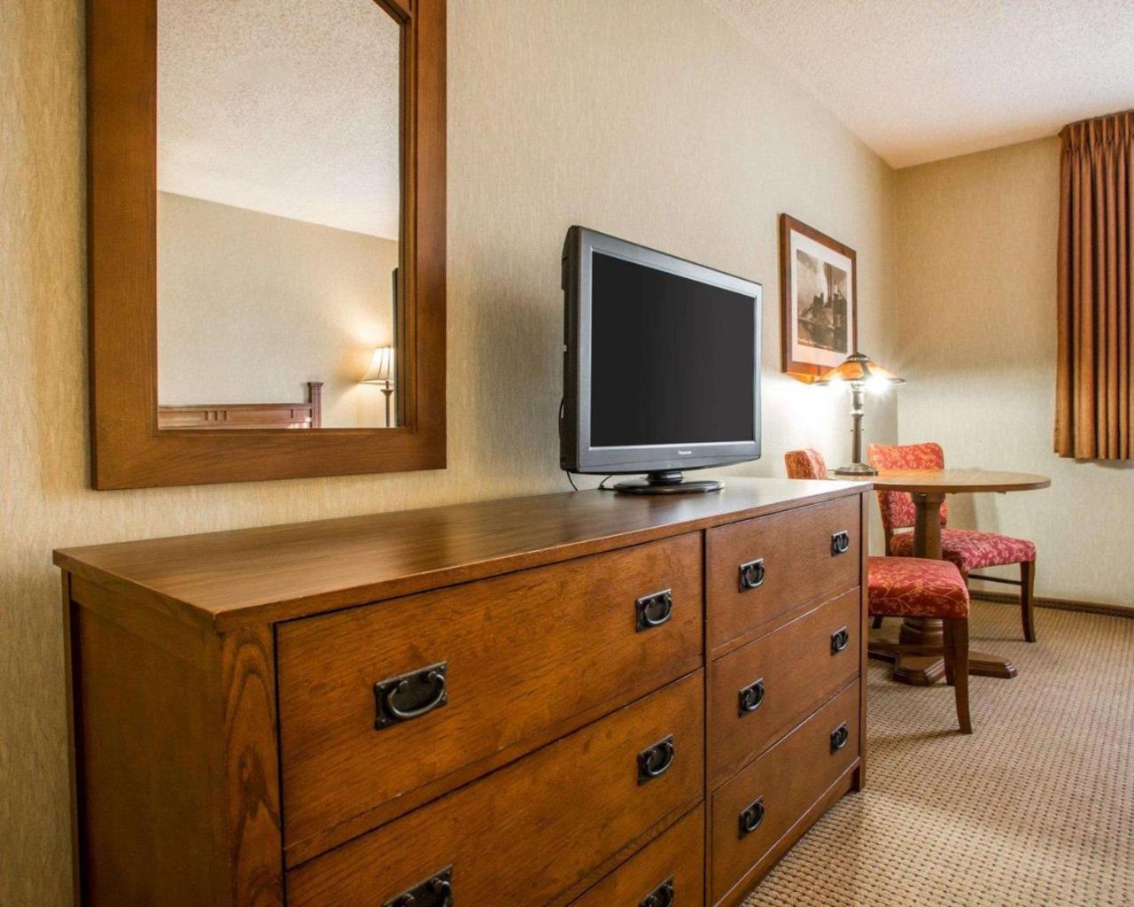 Quality Inn Ironwood Zewnętrze zdjęcie